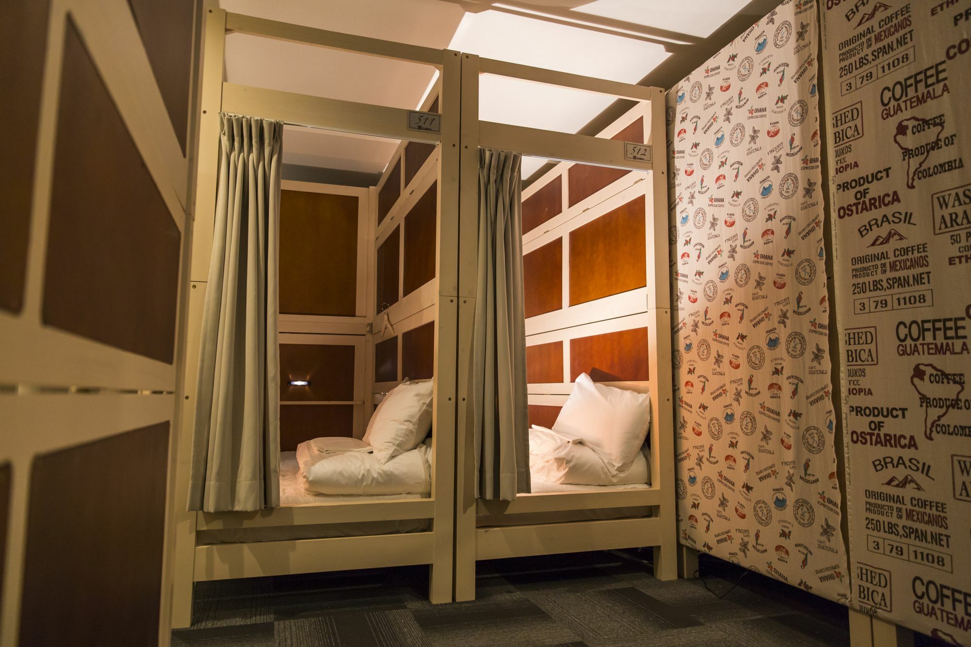 Hostel Viaggio 오사카 외부 사진